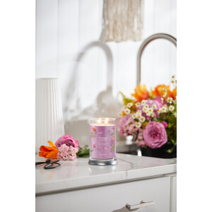 Hand Tied Blooms Signature Tumbler 567g