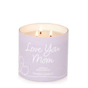 Amber &amp; Sandalwood - Love You Mom 3-Docht-Kerze 411g