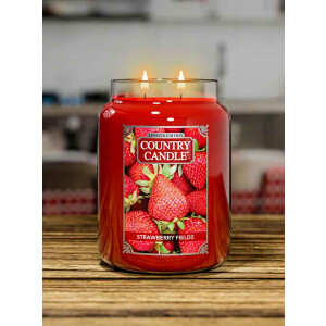 Country Candle™ Strawberry Fields 2-Docht-Kerze 652g