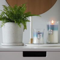 Calming Retreat Trilogy Kerzenglas Mittel 275g mit Knisterdocht