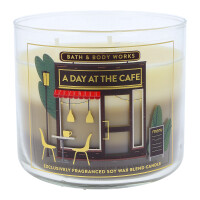 A Day At The Cafe 3-Docht-Kerze 411g