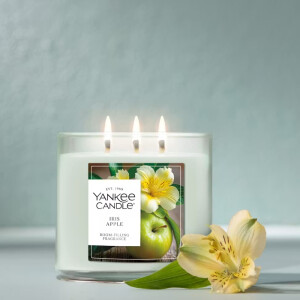 Iris Apple 3-Docht-Kerze 411g