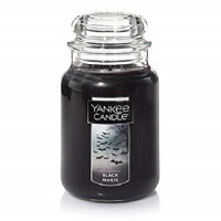 Yankee Candle® Black Magic Halloween Großes Glas 623g