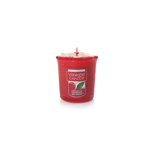 Cherries On Snow™ Votivkerze 49g