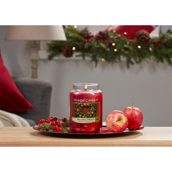 Yankee Candle® Red Apple Wreath Großes Glas 623g