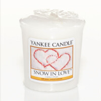 Snow In Love Votivkerze 49g