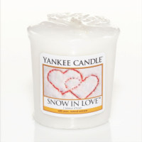 Yankee Candle® Snow In Love Votivkerze 49g