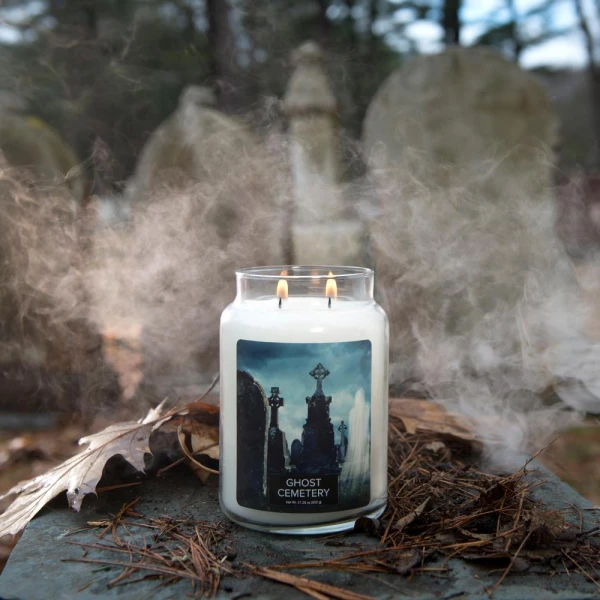 Ghost Cemetery 2-Docht-Kerze 602g